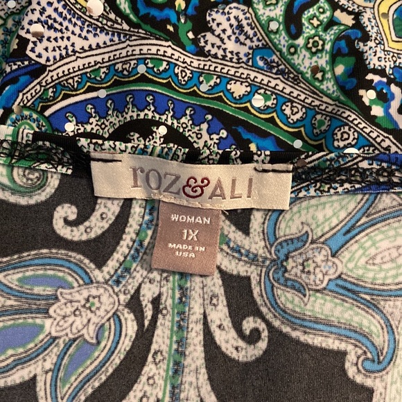 Women’s like new top by Roz & Ali size 1X. - Picture 2 of 8